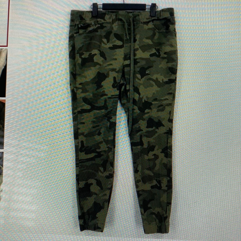 Monkey ride jeans green camo joggers